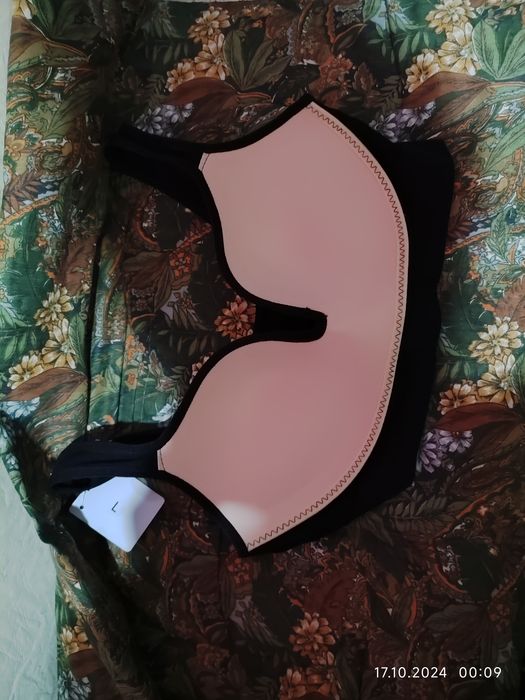 Продам,топ- бюстгальтер