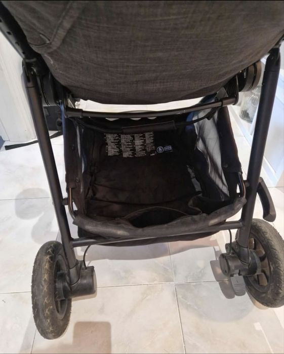 Joie DUO carrinho de passeio Reversível Versatrax + ovo i-snug