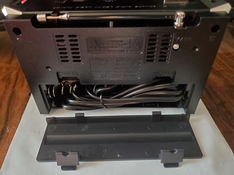 Радіо приймач Новый  з Ліхтарем