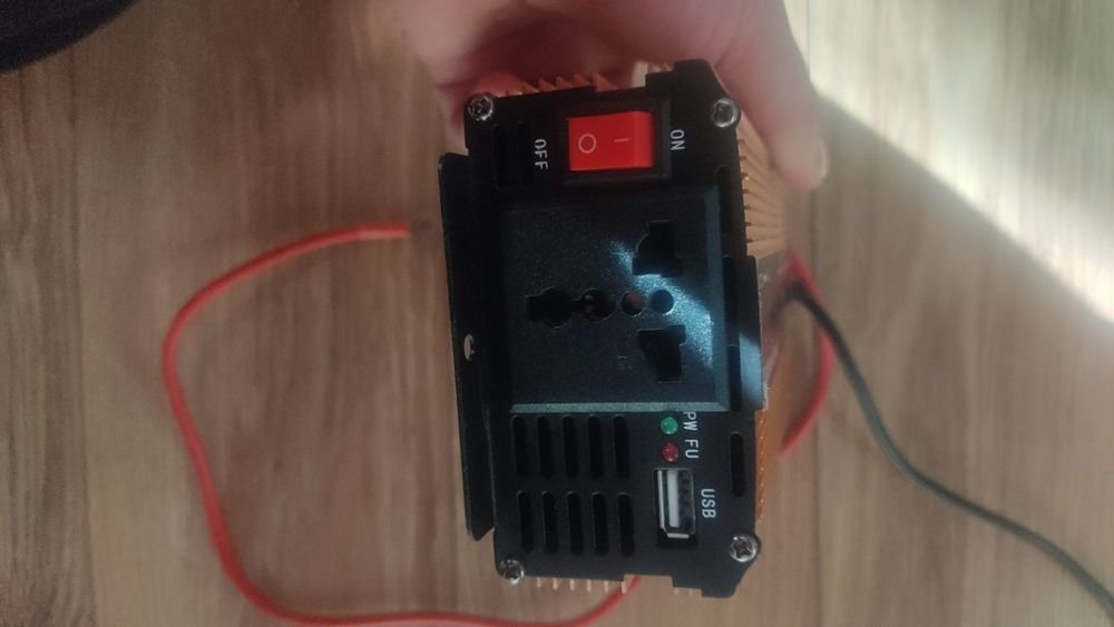 Інвектор 12*220 вольт 3000 ват!