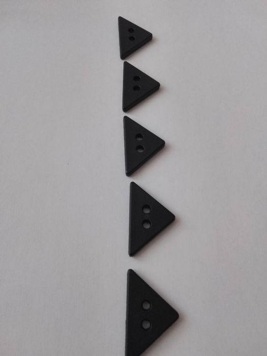 Guziki do swetra, żakietu