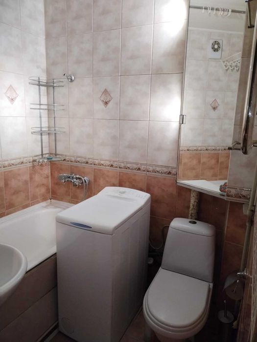 Продаж трикімнатної квартири