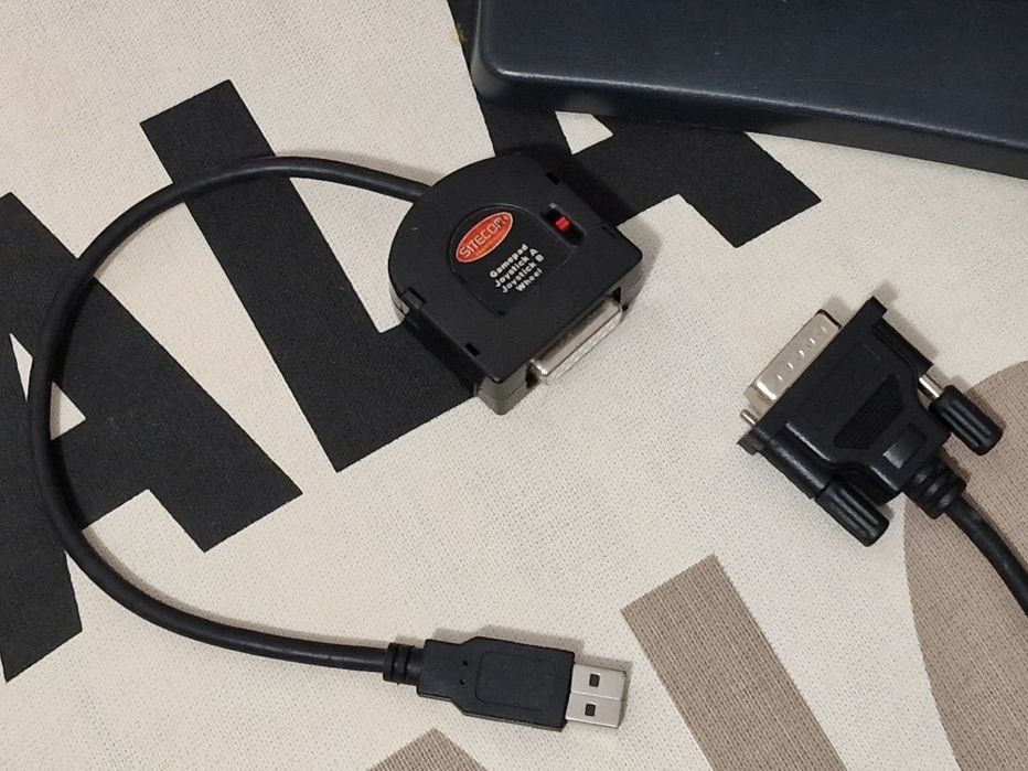 Volante e Pedais Clássicos (Anos 90) para PC - Impecável!