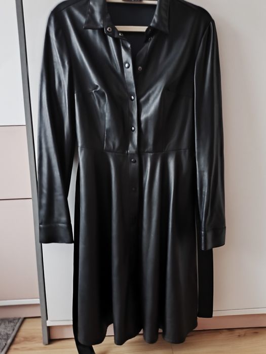 Sukienka z Eko skóry Mohito 38