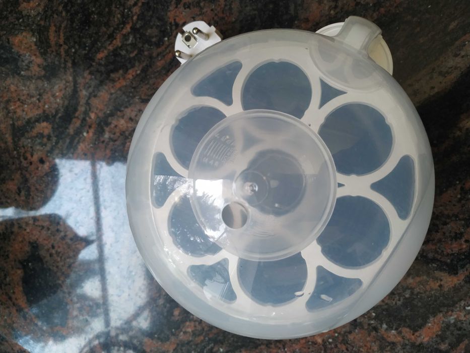 Jajowar - urządzenie do gotowania jajek.