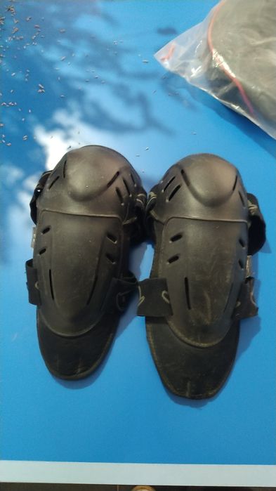 Joelheiras para fazer enduro