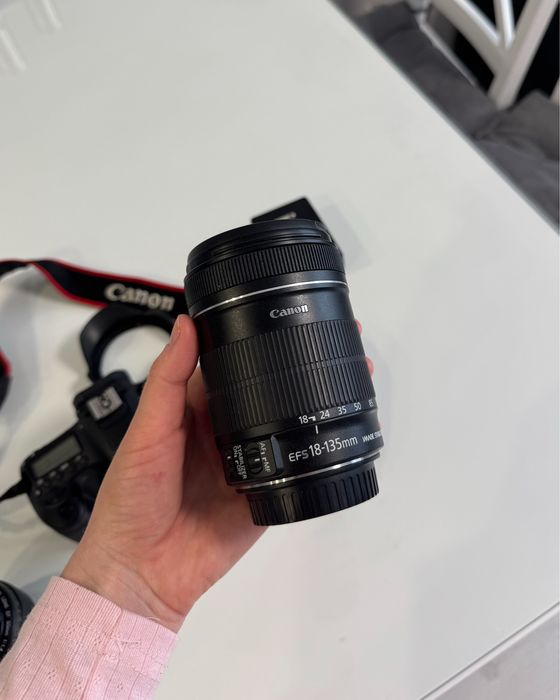 Фотоапарат Canon EOS 60D + 2 об’єктиви — повний комплект