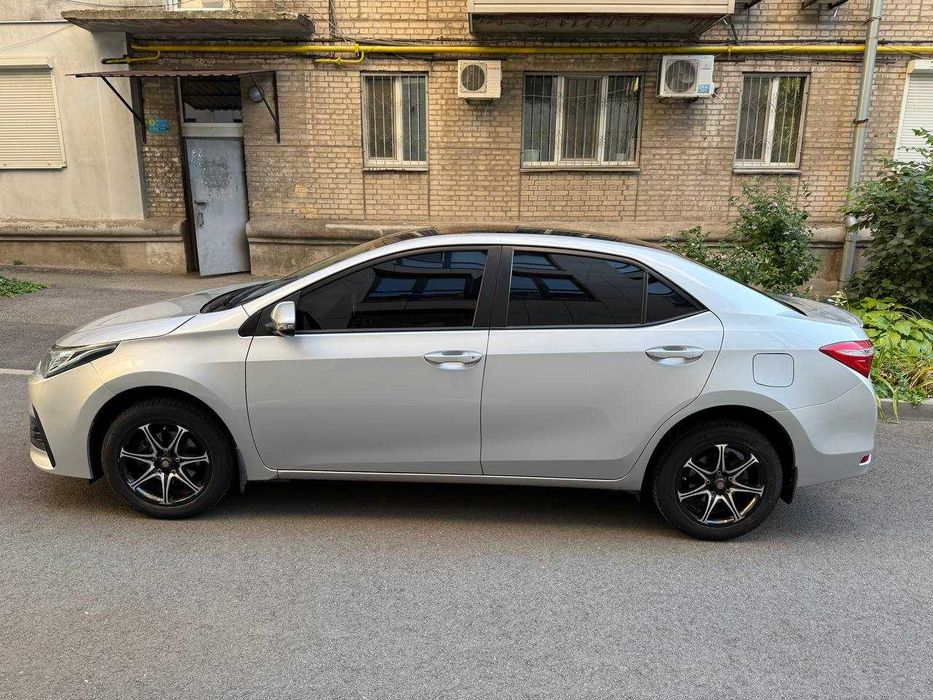 Продам авто Toyota Corola