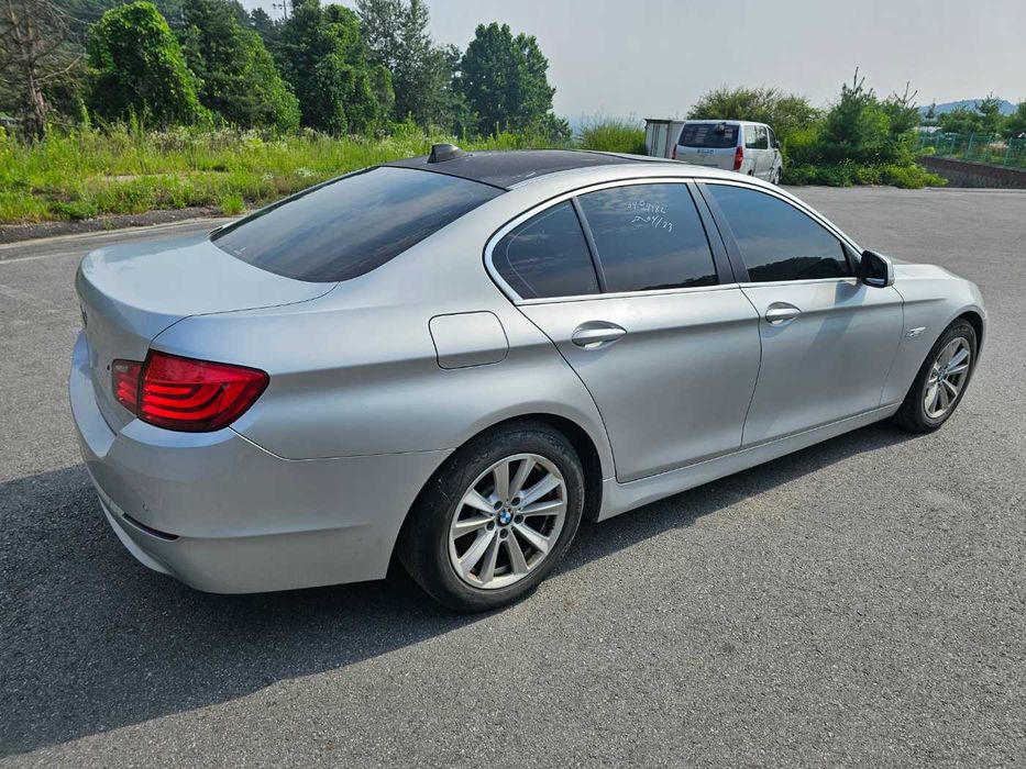2013 BMW 5 Series (F10) 520d  ціла машина, готова на відправку