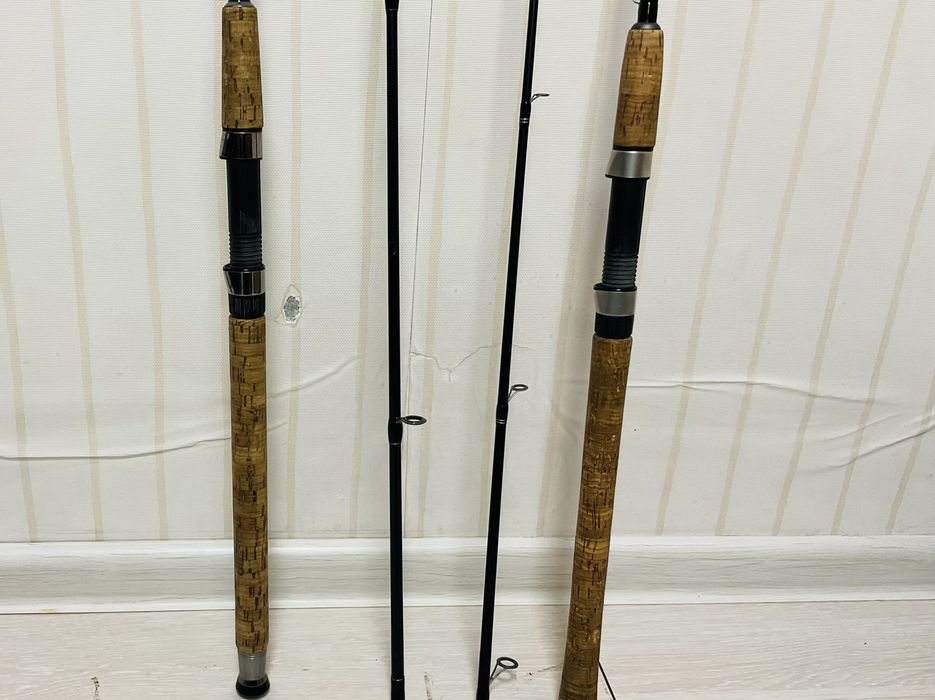 Комплект карбон 2 спінінги та вудка