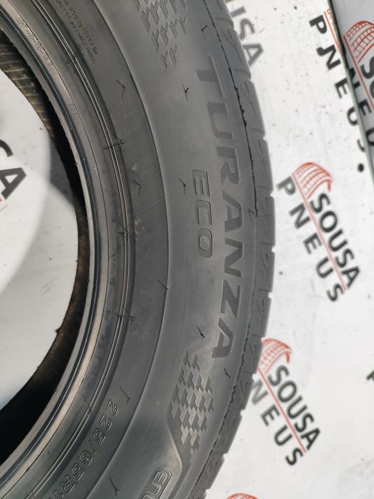 2 pneus semi novos 225-65R17 Bridgestone - Oferta dos Portes