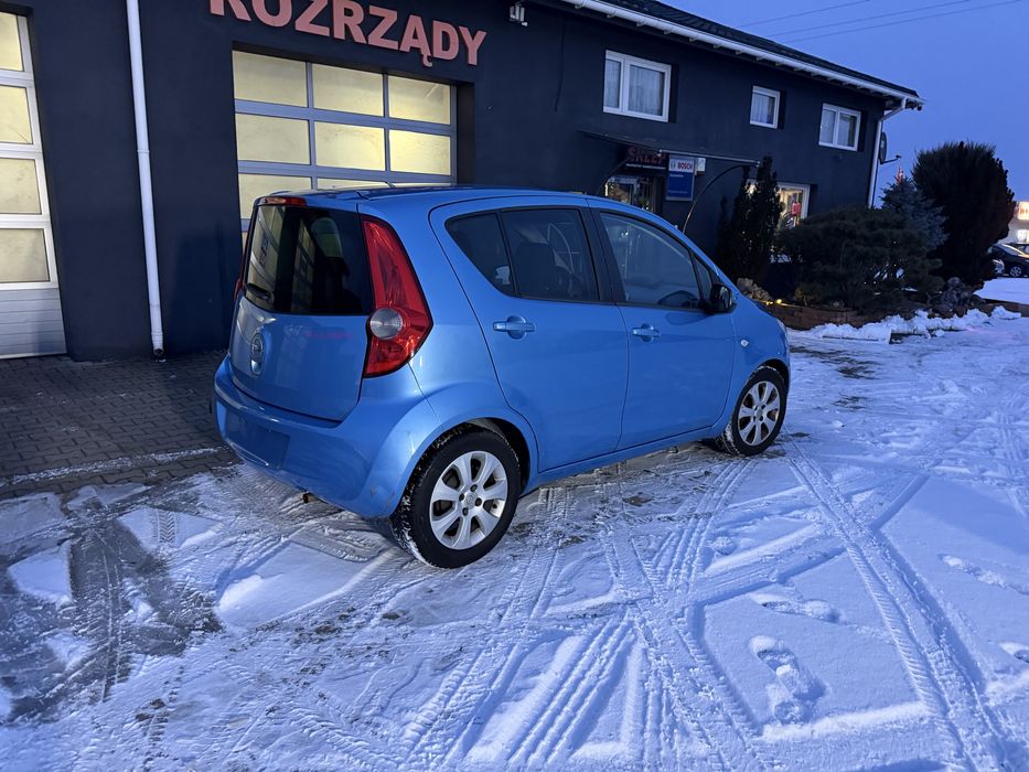 Opel  agila  1.2  benzyna gaz
