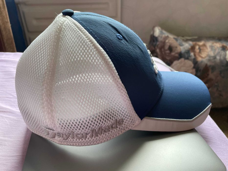 Бейсболка  Adidas Flexfit. L-XL. оригинал.