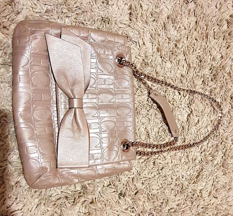 Mala Caraolina Herrera original