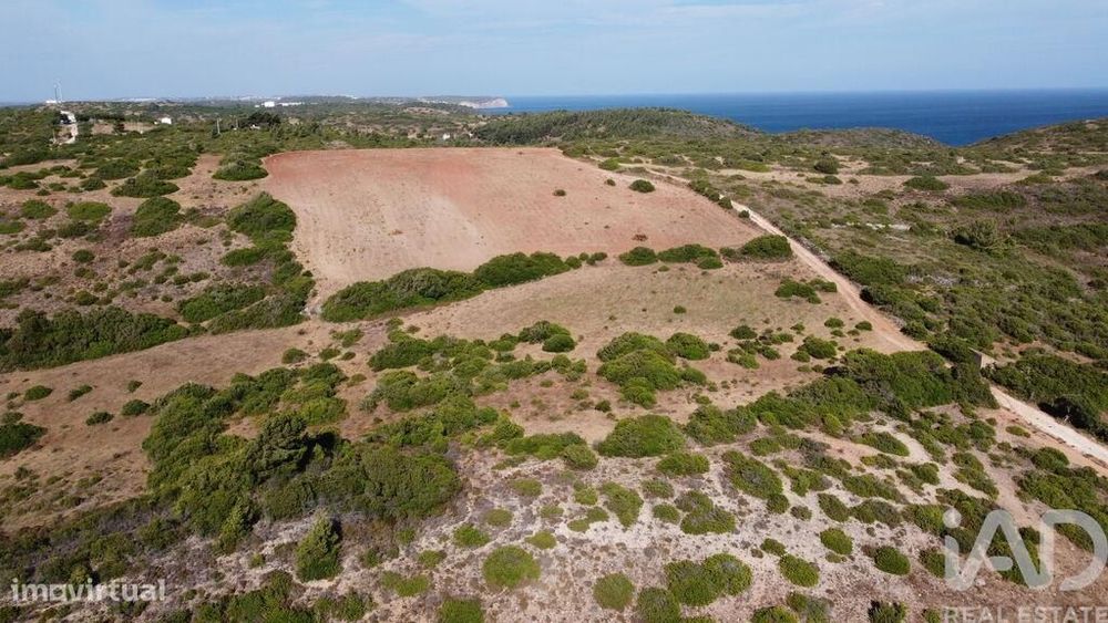 Terreno em Budens de 4320,00 m2