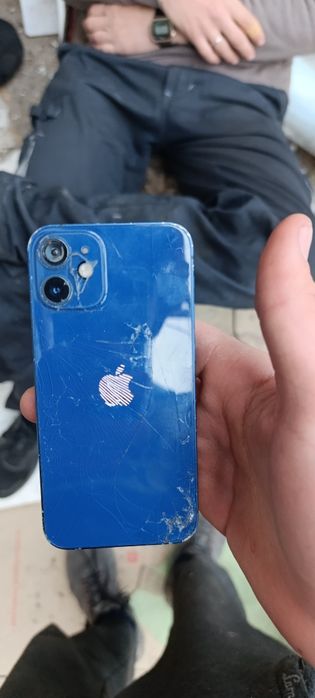 iPhone 12 на запчасти
