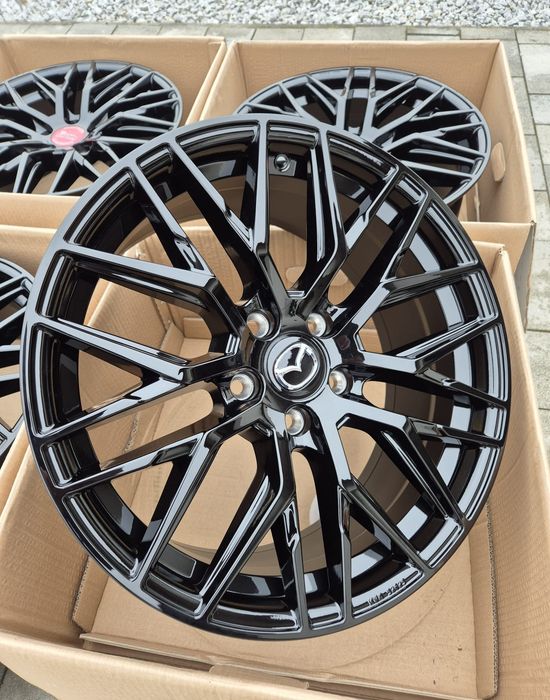 Felgi 18" 5x114,3 Nissan Renault Mitsubishi Hyundai Nowe Czarne TPMS | #RS4