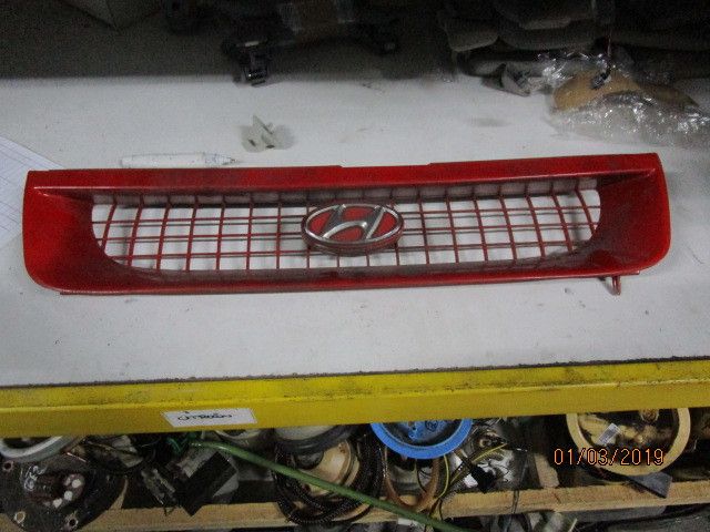 Grelha do Pára-Choques da Frente HYUNDAI Pony III (X2)
