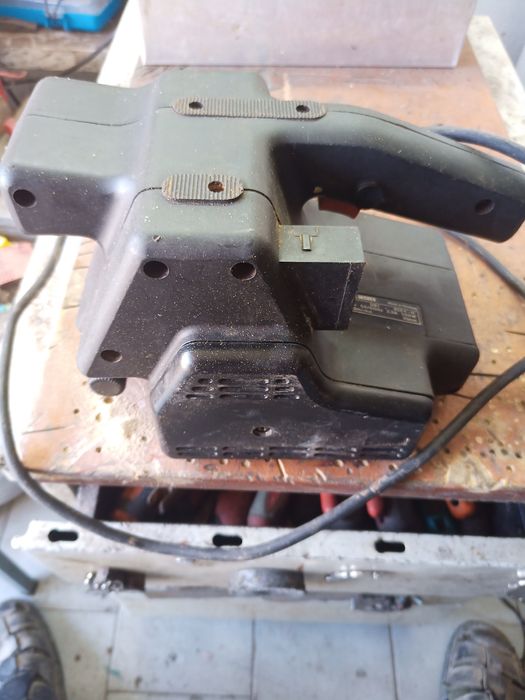 Lixadeira usada em bom estado