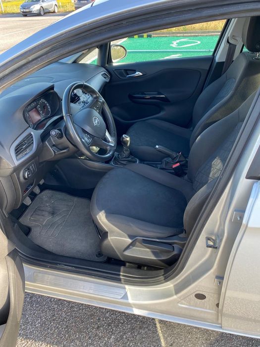 Corsa 1200 - edição especial - Excelente  carro impecável e nada a apontar.