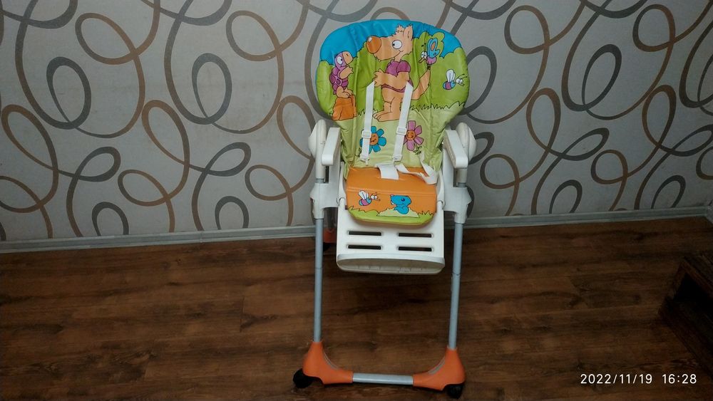 Детский стульчик CHICCO POIIY 2in1