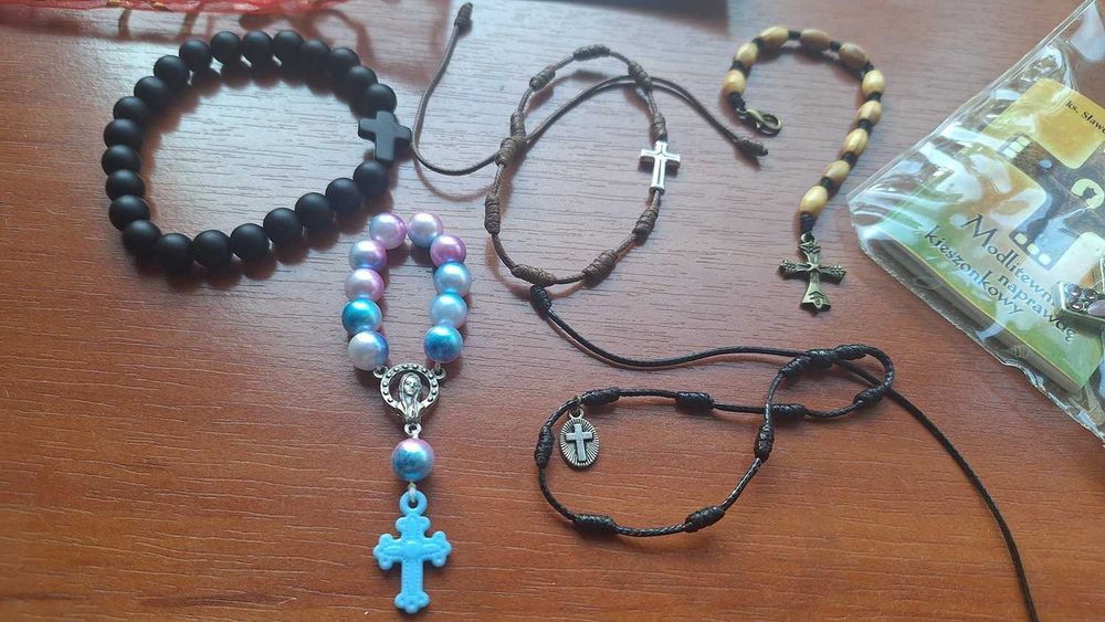 Bransoletki do modlitwy komplet, zestaw 6 szt. dla rodziny lub na prez