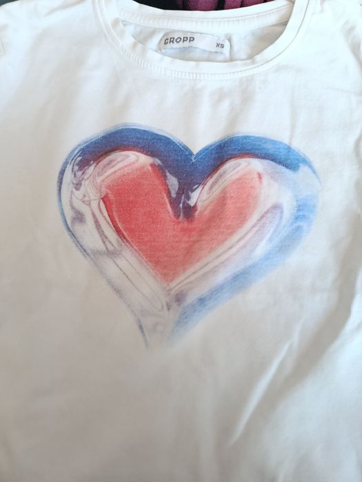 T-shirt dziewczęcy roz xxs /146