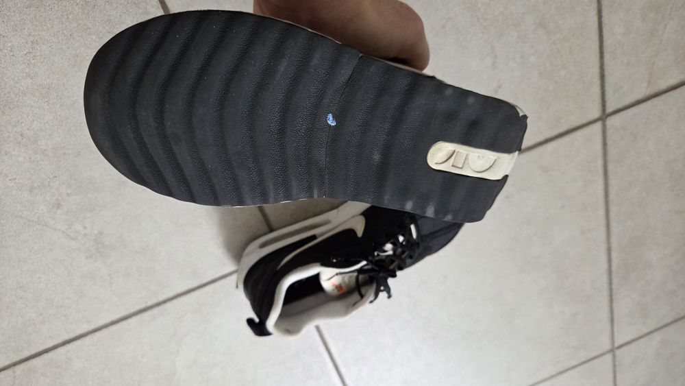 Кросівки Nike  оригинал,  38.5  размер