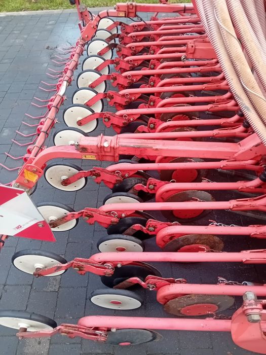 Agregat upawowo-siewny Kverneland i-drill PRO