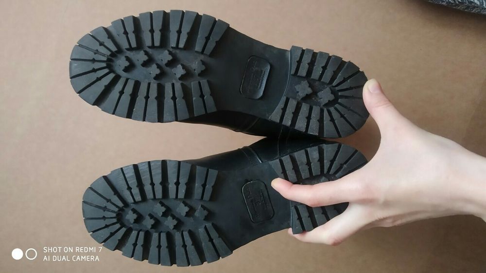 Кожаные демисезонные ботинки Massimo Dutti