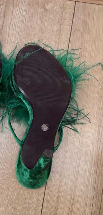 Босоніжки ZARA нові 38р