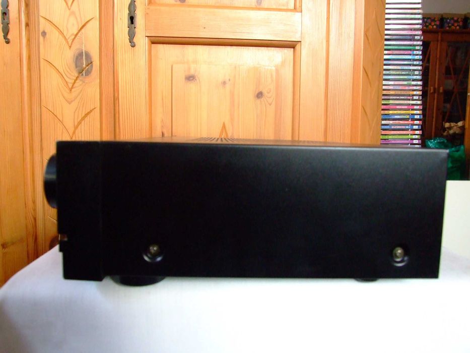 Sony STR-AV300E .
