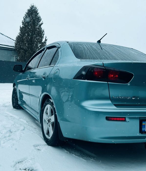 Mitsubishi lancer EX (GLS)