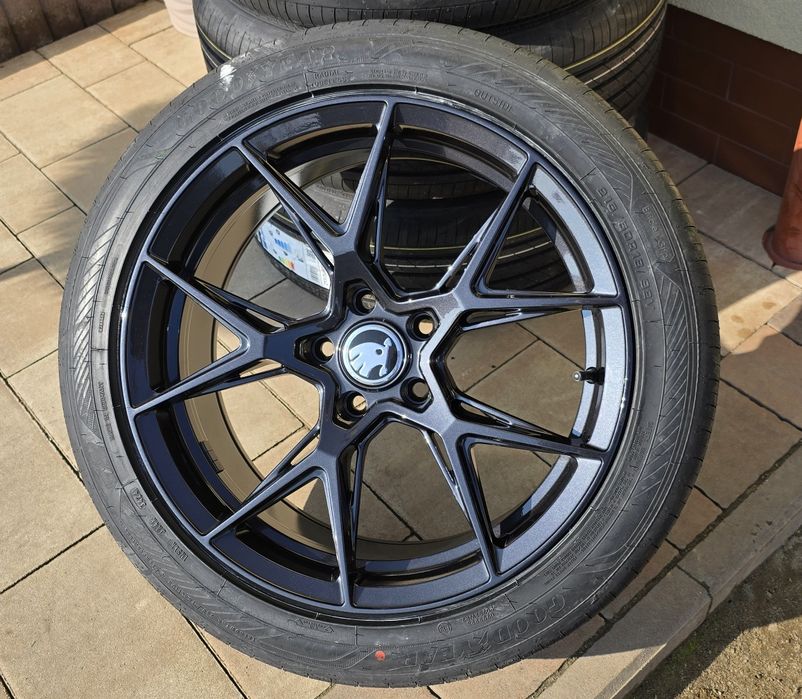 Koła 215/50R18 Skoda Karoq Superb Ateca Audi Q2 T-Roc Goodyear Forzza