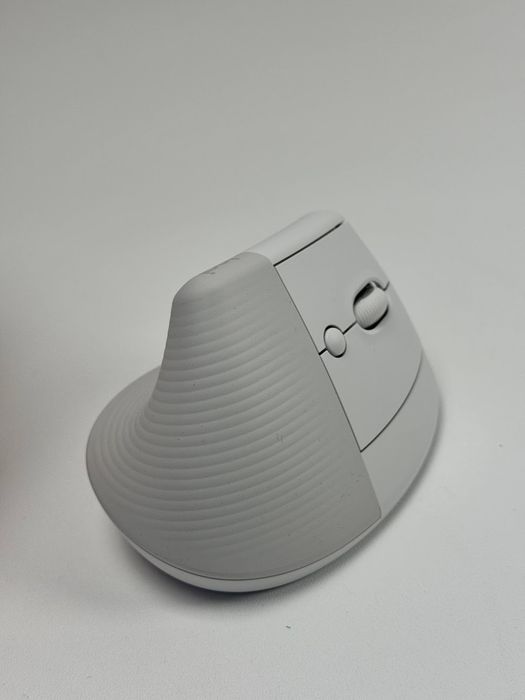 Бездротова миша Logitech Lift for Mac White (‎910-006477)