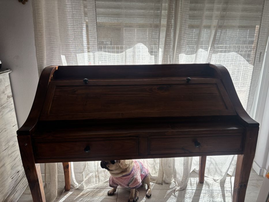 Escrevaninha em madeira