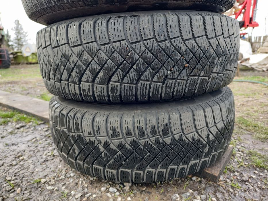Резина Pirelli ICE ZERO 195/65 R15
