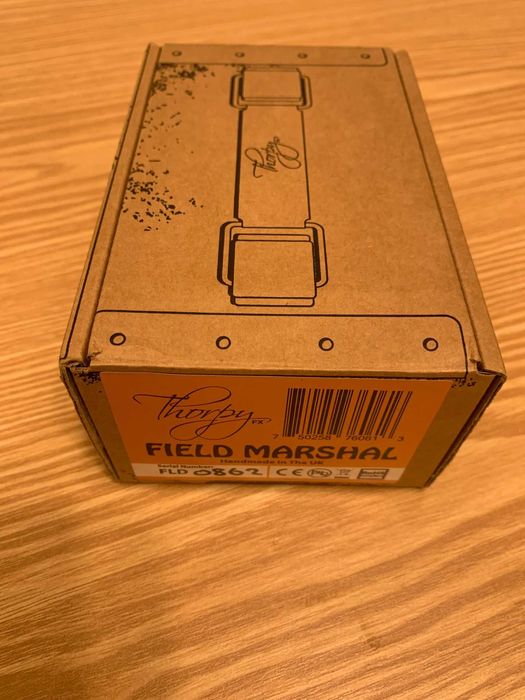Pedal de Fuzz - ThorpyFX Field Marshal