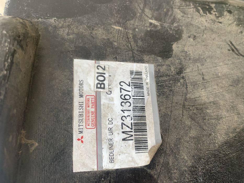 Вкладиш в кузов L200