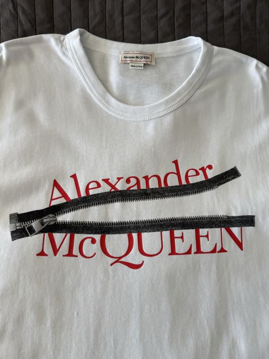 Koszulka z nadrukiem suwaka alexander mcqueen unisex