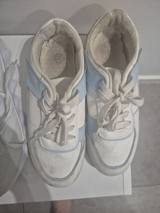 Buty adidas 38.5 na halę