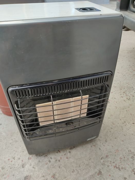 Газовый обогреватель с ифрокрасным излучением "DELONGHI".