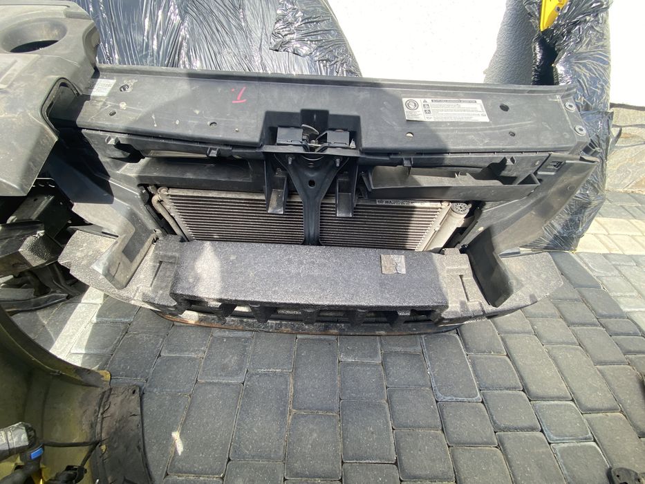 Морда, Передня частина VW TOURAN CADDY 2010-2015