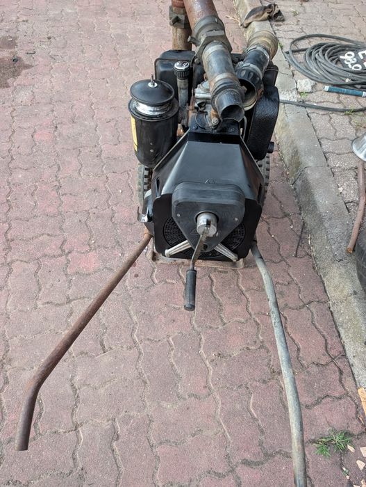 Motor de rega a diesel 540cm3, impecável.