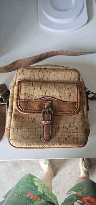 Malas/bolsas de cortiça, novas. Para homem e mulher