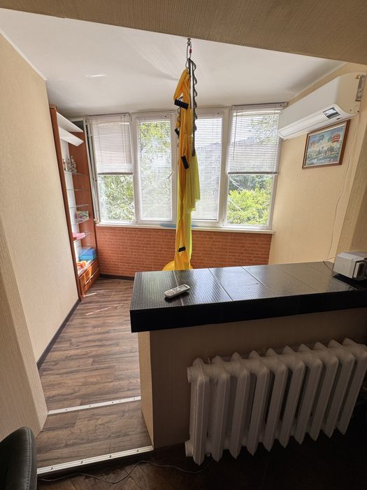 3х комнатная квартира 2/9 Таврический