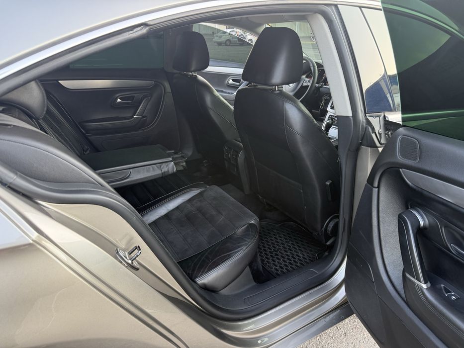 Volkswagen  Passat cc 2011 года 1.8 tsi