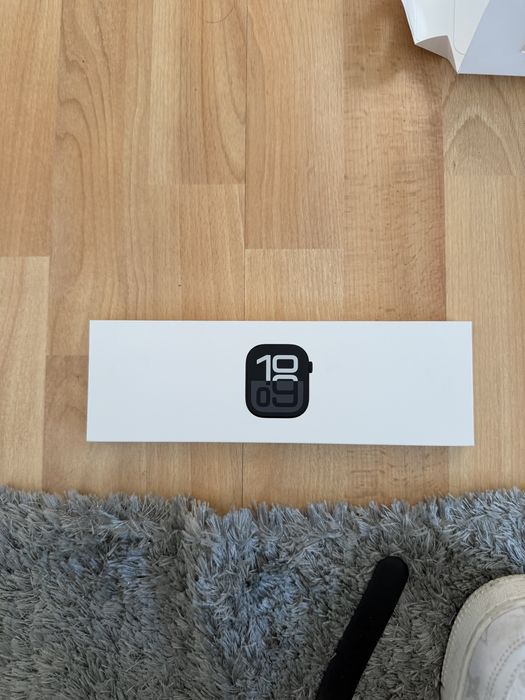 Apple Watch Series 10 (42mm) - Preto / Jet Black - Imaculado com Caixa