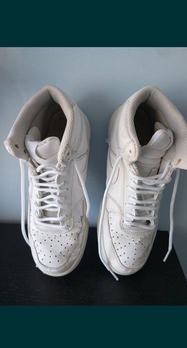 Sapatilhas brancas Nike