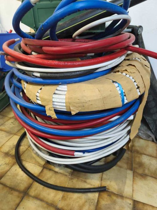 Mega Liquidação de Armazém: Ferramentas, Equipamentos Oficina, Pichelaria e Construção